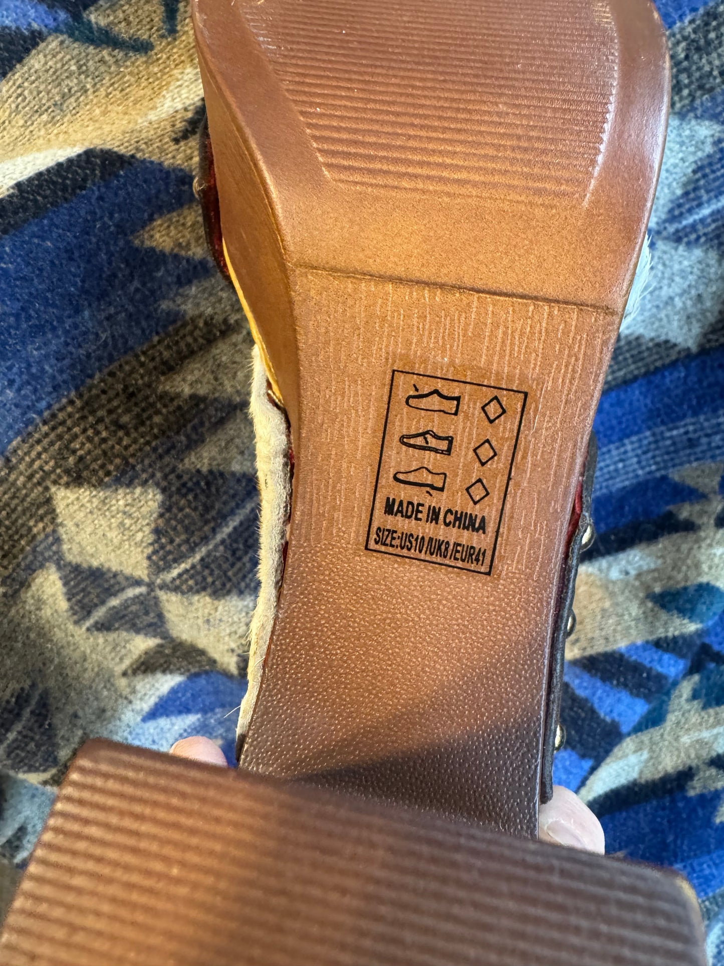 Tooled size 10 Heels